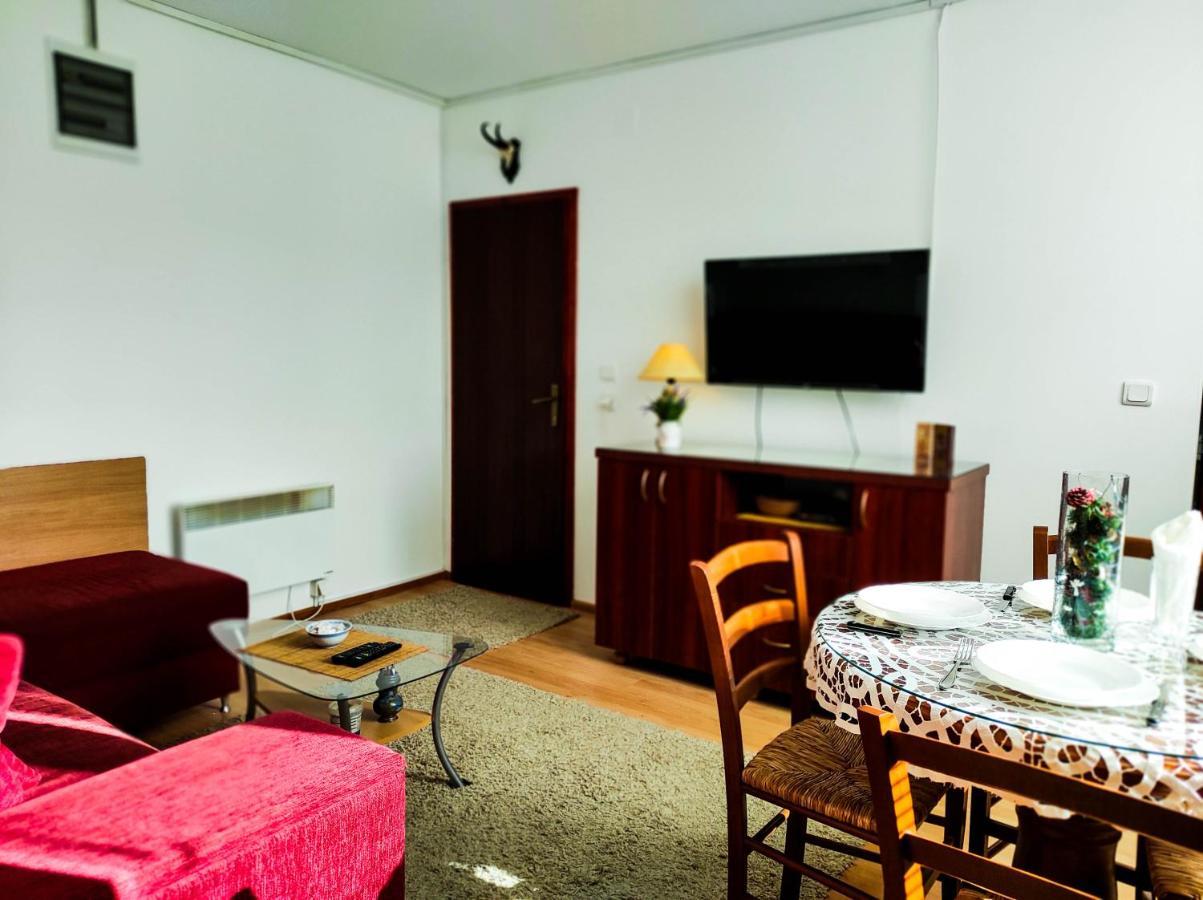 Bonami Divcibare Apartment Bagian luar foto