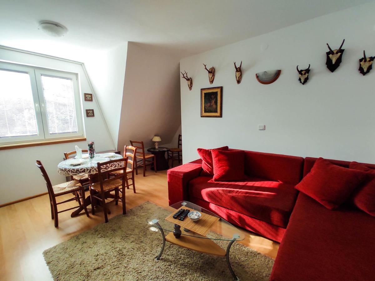Bonami Divcibare Apartment Bagian luar foto