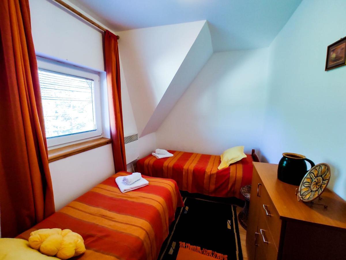Bonami Divcibare Apartment Bagian luar foto